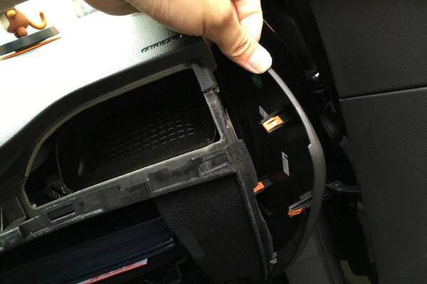 分分钟赚200元赛过抢红包自己DIY更换爱车滤芯