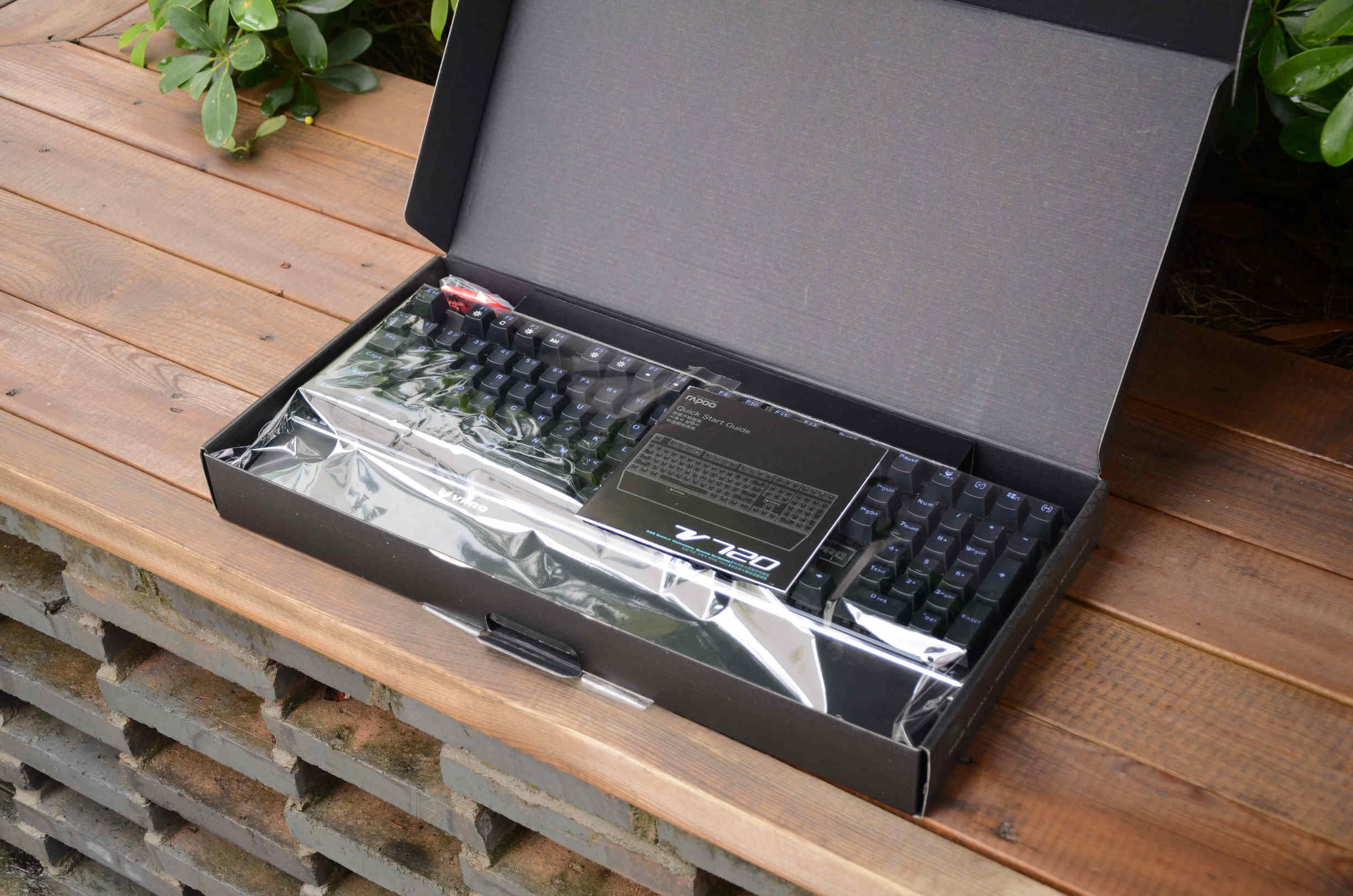 雷柏v720黑轴,雷柏v720机械键盘