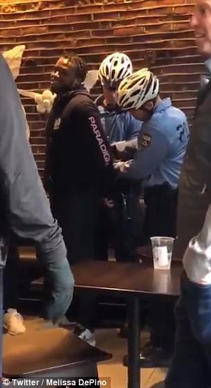 星巴克种族歧视事件过程新闻,星巴克种族歧视事件公关处理