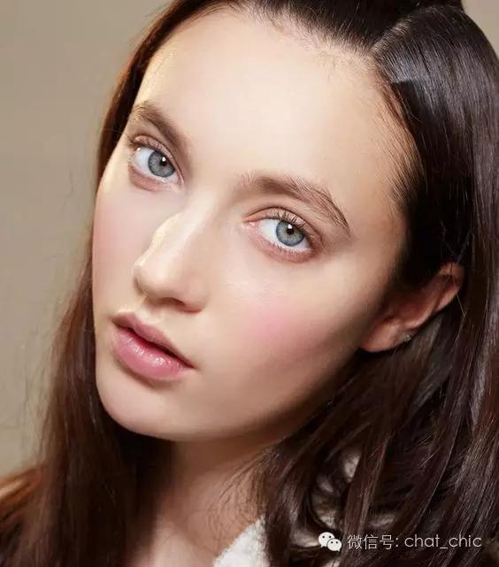 人生的第一刷蜜粉,怎样下手?