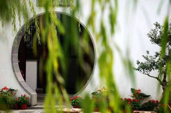 民国第一家报社是在哪开办的,民国时期的苏州报纸