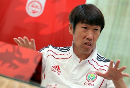 徐根宝山西,徐根宝原来是踢什么位置