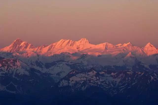 惊艳维多利亚女王和雨果瑞士最值得一去的夏季避暑胜地