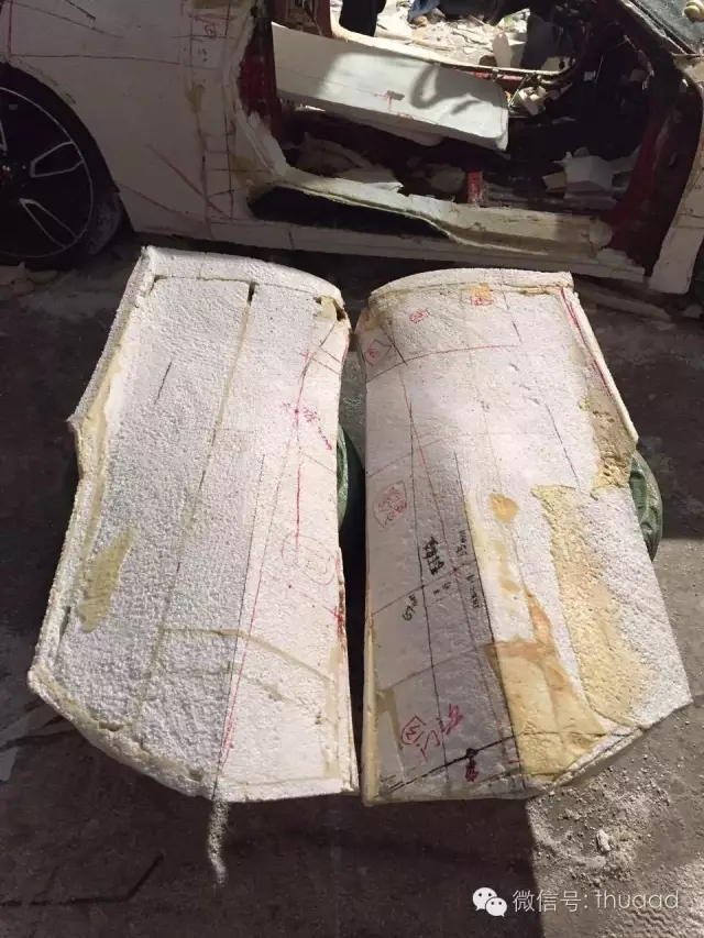 5名本科生，每天只睡6小时，1辆电动轿跑真车，惊艳全场