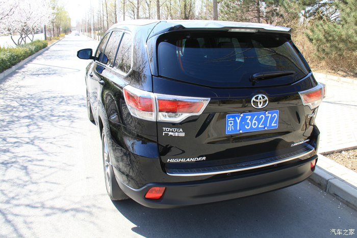 2015丰田汉兰达2.0t两驱精英型5座,2022款汉兰达2.0t的优缺点