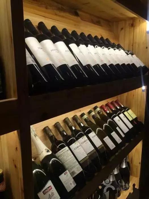 欧洲杯酒馆,欧洲杯酒吧看球视频