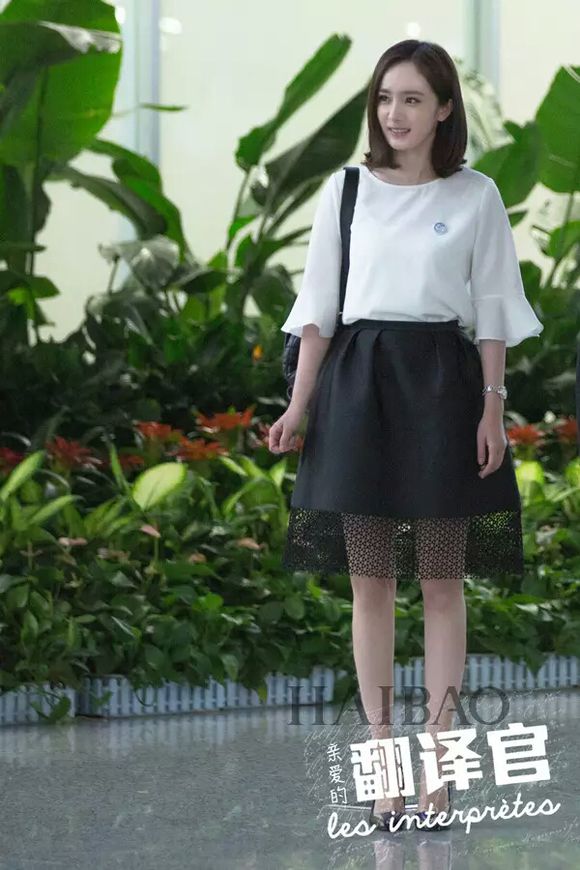 杨幂翻译官推门 (杨幂最美翻译官)