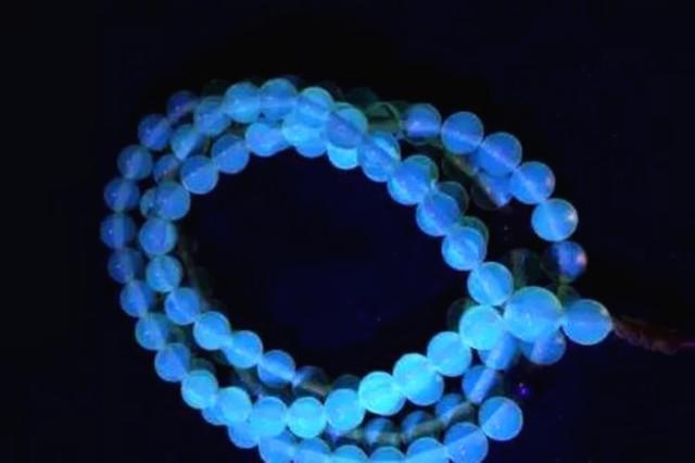 十大骗人的蜜蜡,真假蜜蜡鉴别就这一招有图有真相