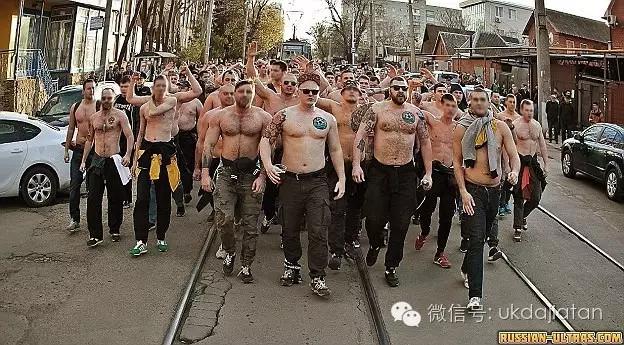 欧洲杯俄罗斯足球场斗殴,欧洲杯英国足球流氓