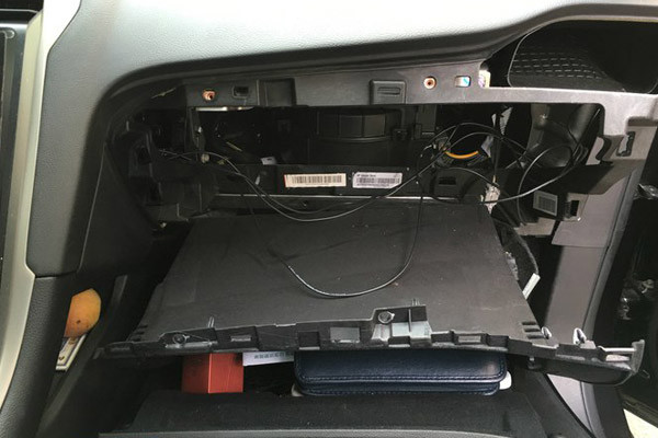 分分钟赚200元赛过抢红包自己DIY更换爱车滤芯