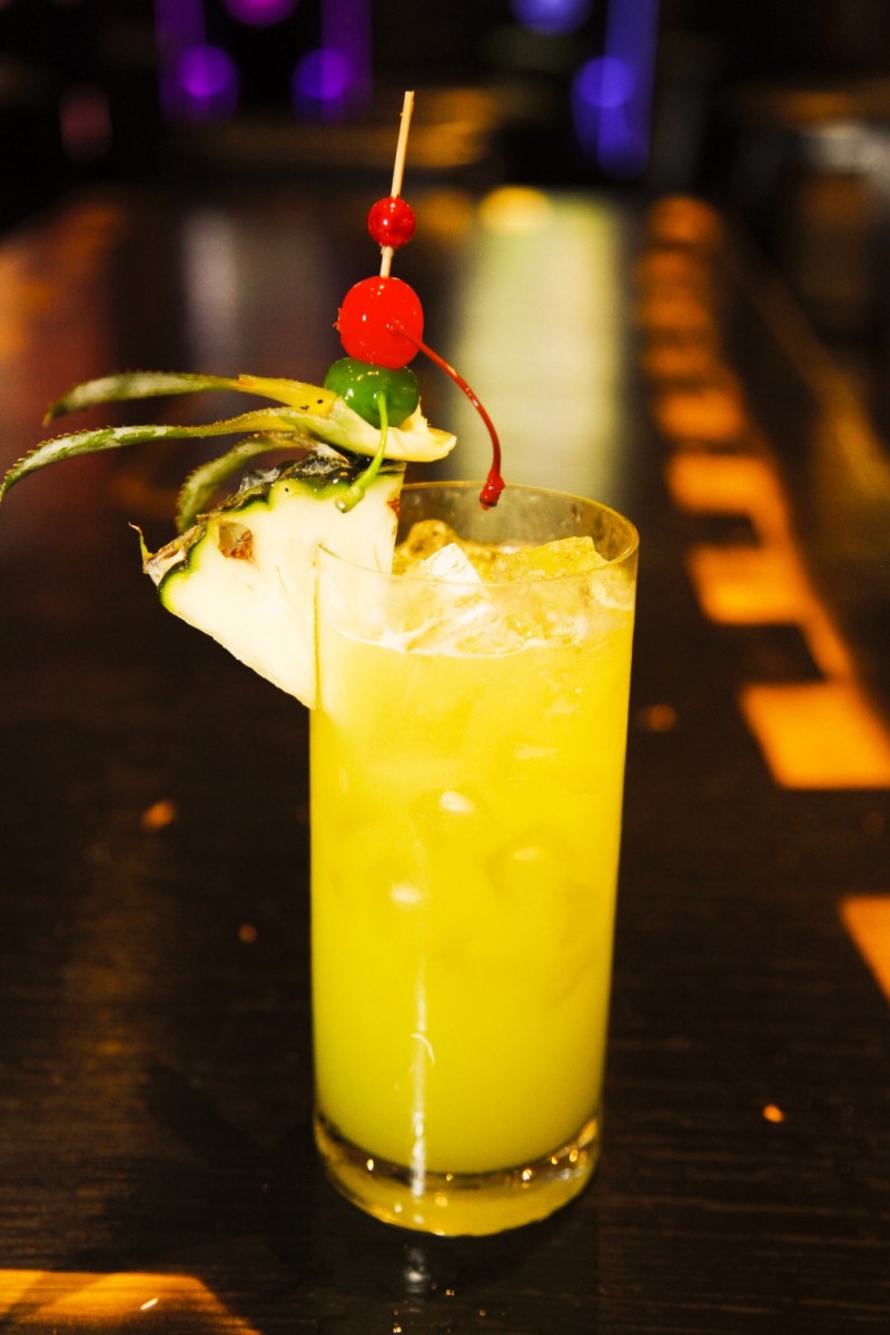 寻找广州至HIT看球BAR｜酒吧太吵，清吧太淡，这里刚刚好