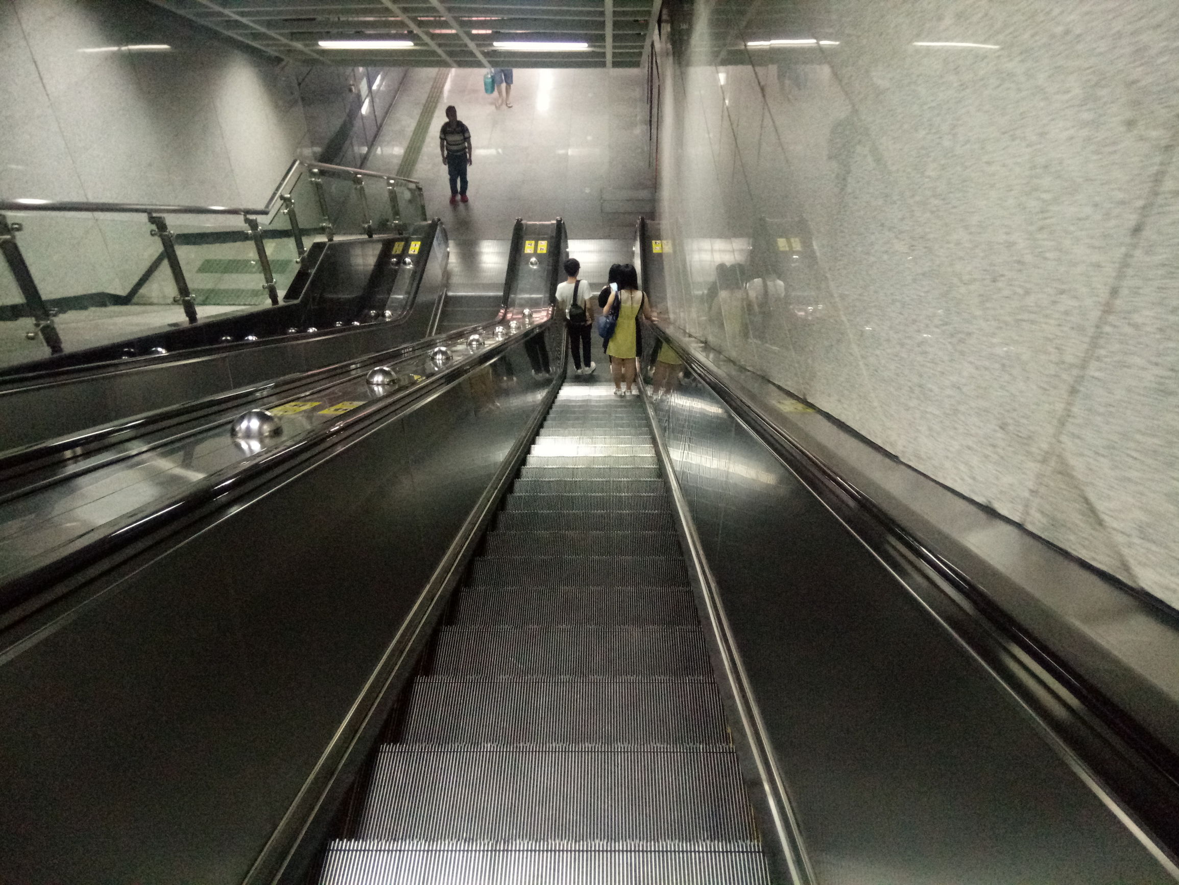 金立s6prom6m6plus,金属光感超强的手机