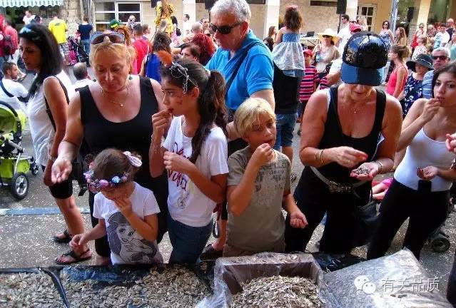 欧洲杯中场|各国粉丝在吃啥？