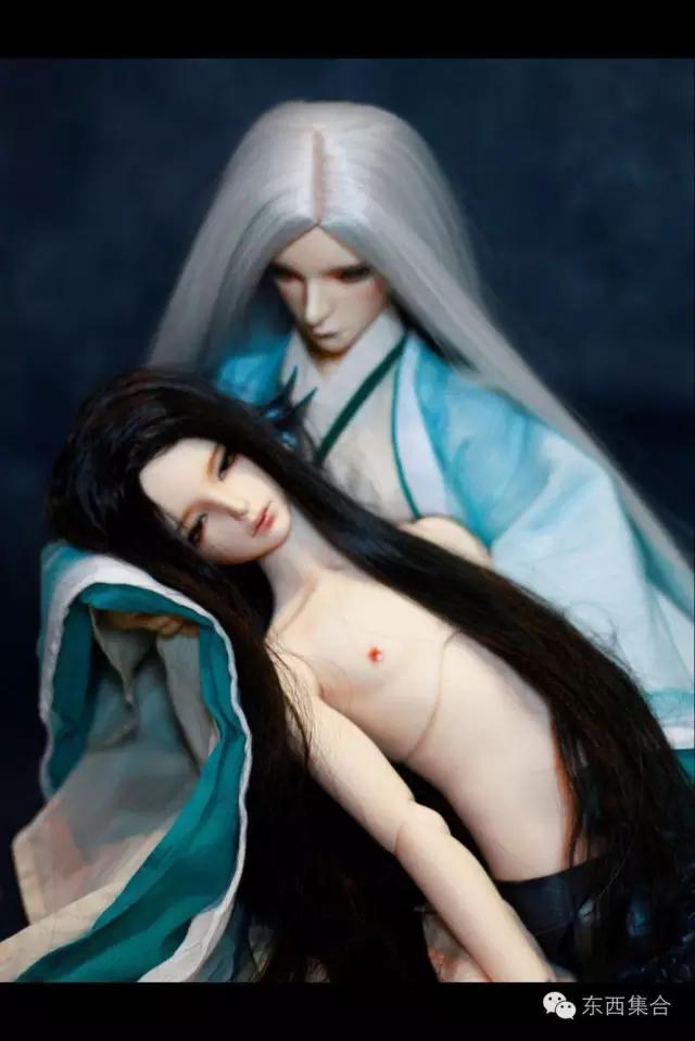 她是资深娃娘,也是暴雪爸爸的死忠粉