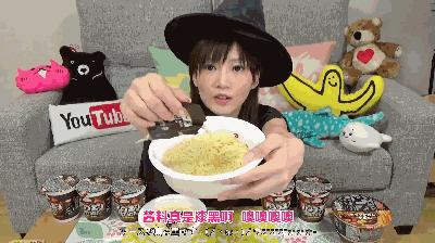 这么可爱的大胃王你见过么？