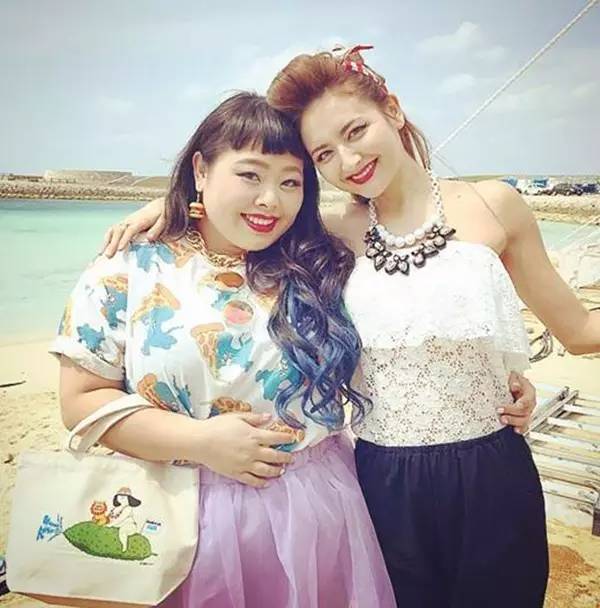 逆袭这个重达200斤的胖妹竟然是日本最火的网红