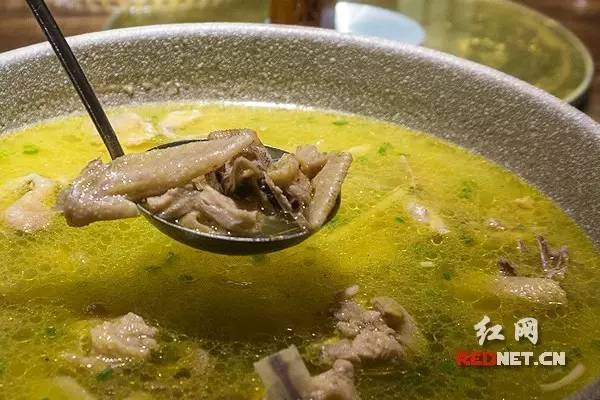 少套路多真诚,长沙2号地铁线附近美食推荐