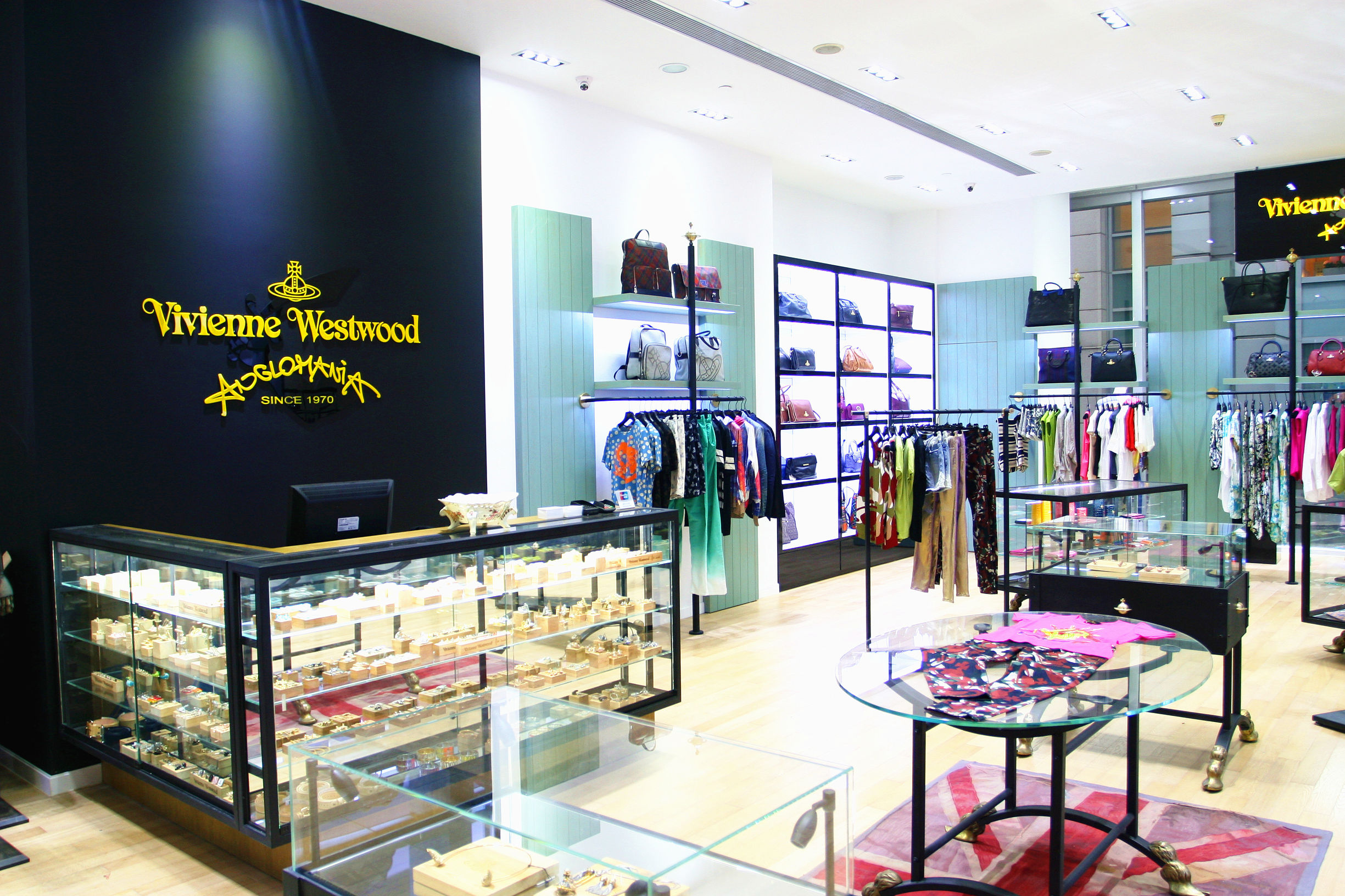 英国脱欧，去腐国买买买究竟有多划算？