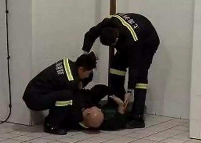 陈楚河剧中受伤,陈楚河韧带断裂