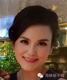 行走两岸看世界,她是来自*疆新**的女主播