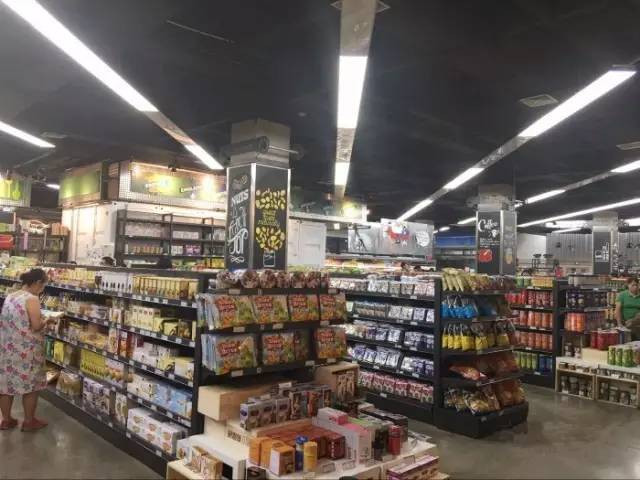 天津自贸区进口直营店,天津现在开了几个商场