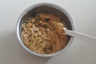 快！拿个大点的盆子，接住我的口水！