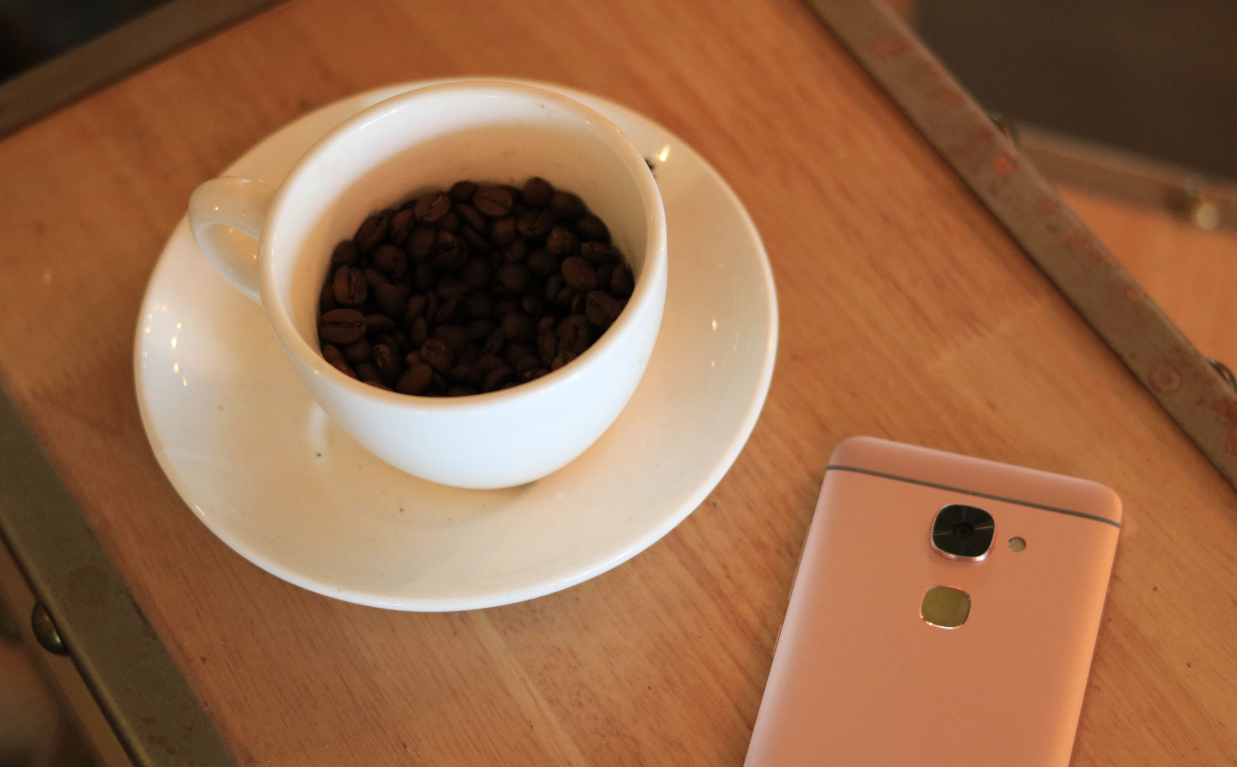 乐2与乐2pro有什么区别,乐2pro发布价