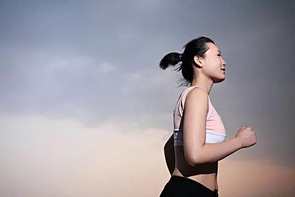 减肥不锻炼光靠饮食会瘦吗,坚持减肥但是就是不瘦