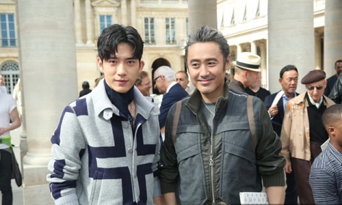 井柏然男装周放大招这美少女战士同款刘海可不是闹的