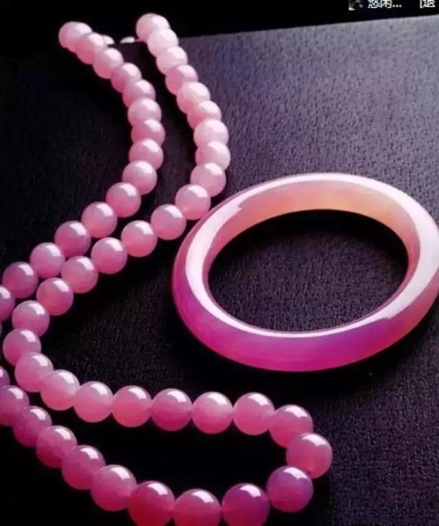 绱壊鐨勭俊缈犲垎鍝嚑绉嶈壊,绱壊缈$繝浼氬け鑹插悧