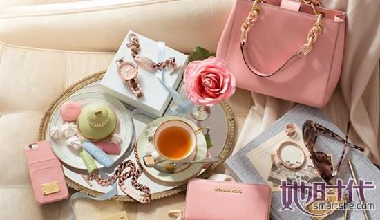 昆凌巴黎时装周最新,昆凌coach时装周