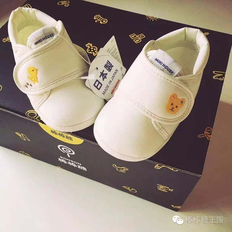 给宝宝买了双mikihouse鞋子,mikihouse鞋适合多大的宝宝穿