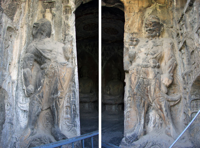 典型的净土宗“西方三圣”造像石窟。