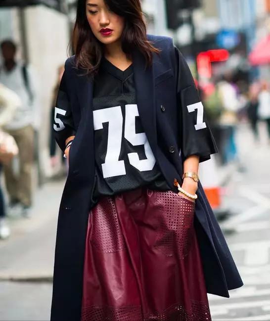 欧洲杯期间“撩汉”技能|这样穿，还怕男票看球不看你？！