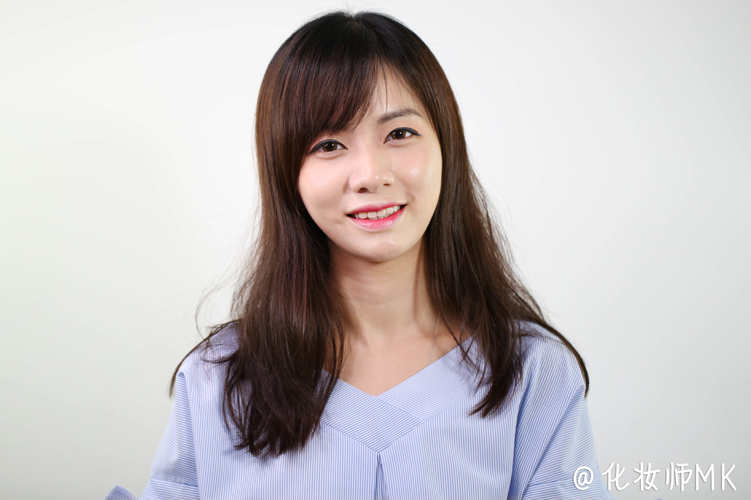 兰芝双色立体唇膏如何涂,兰芝双色唇膏哪个好看