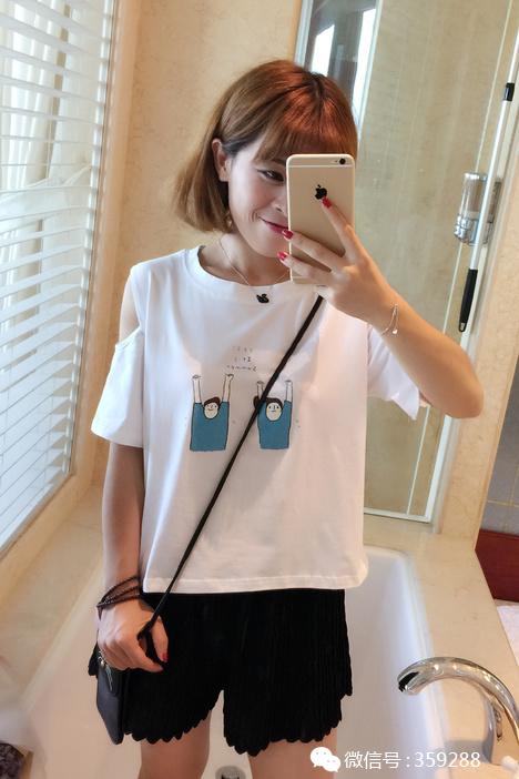 卖萌，嘟嘴，剪刀手，都敌不过这些韩版潮流打底T恤！