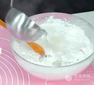 水晶虾饺兔子做法,广东兔型虾饺做法