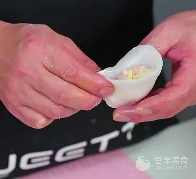 水晶虾饺兔子做法,广东兔型虾饺做法