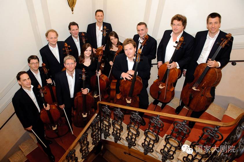 盛夏的狂欢陈冰,夏季的狂欢球迷的足球盛宴