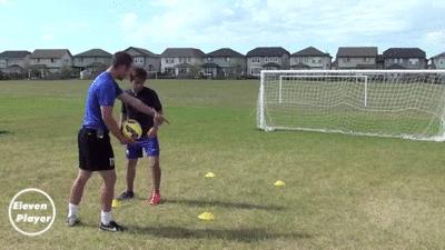 足球高远球技术练习,足球大师速成