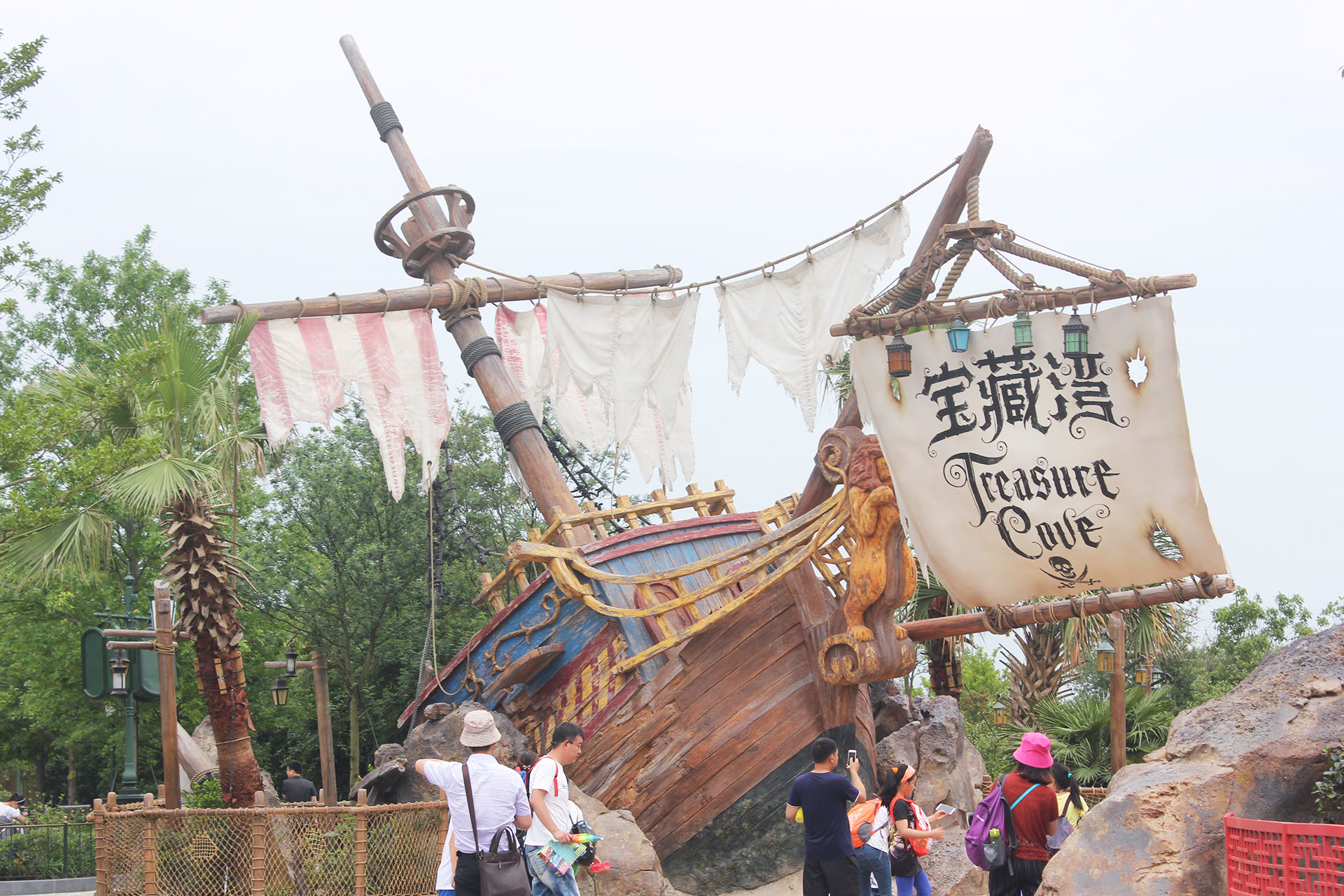 上海迪士尼好玩吗值得去吗,上海迪士尼一整天游玩攻略