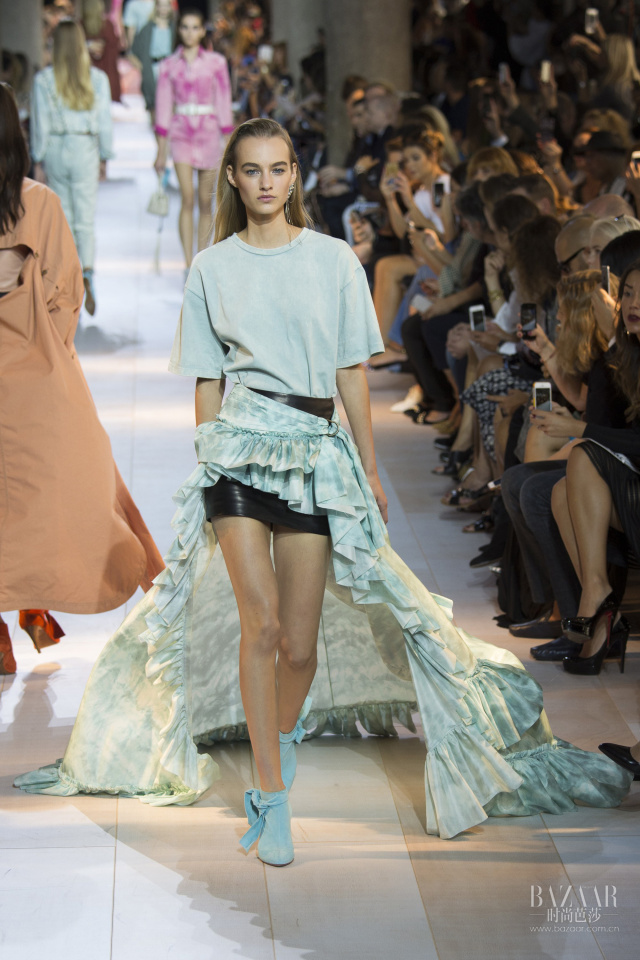 全球最帅数学老师,最帅数学老师解题