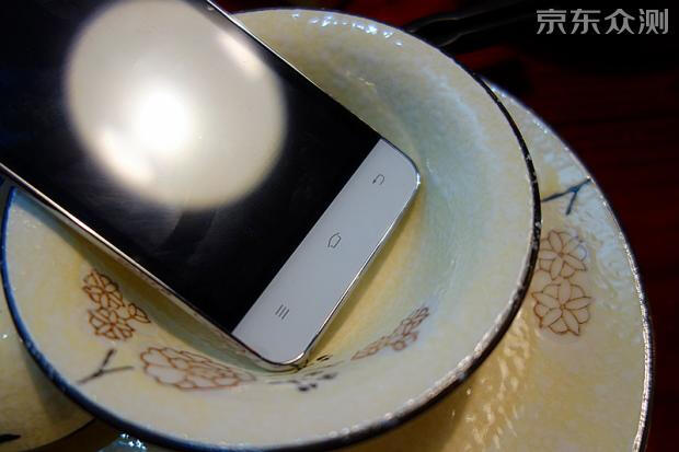 老年人容易上手的手机,诺亚信a1手机参数