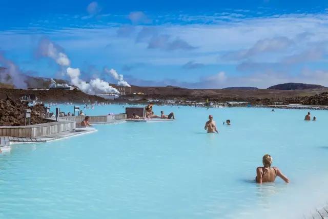 冰岛这个国家靠什么来过生活的,明明可以靠颜值却要靠实力的人