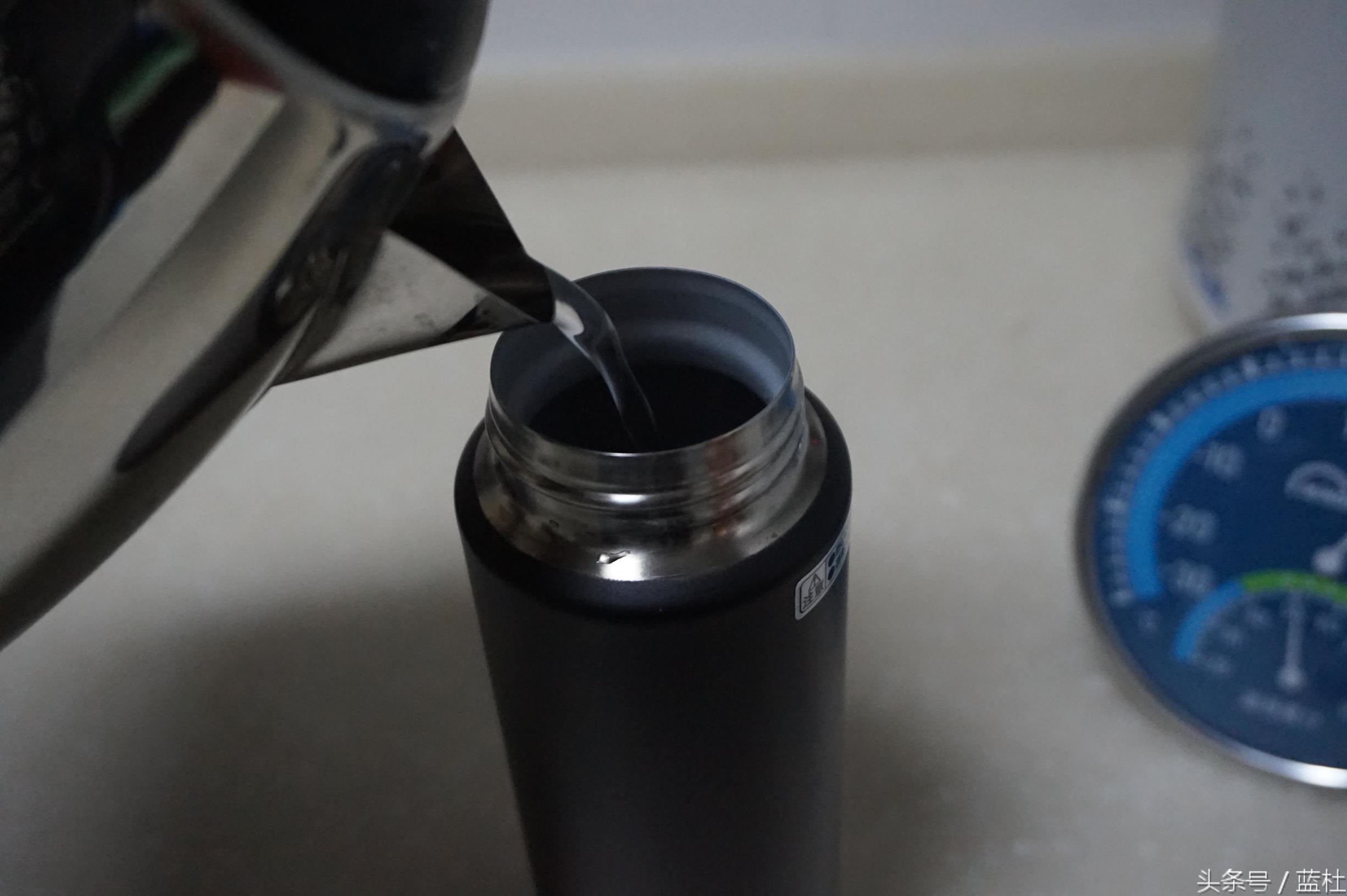 保温杯测温度准吗,可以测温度的保温杯