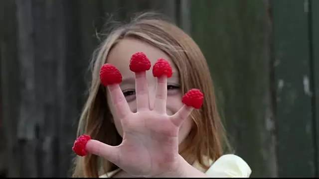 树莓、覆盆子、蔓越莓、黑莓，这些咖啡里的风味原型，你分得清楚