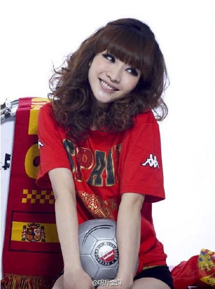 2016年欧洲杯决赛球衣细节,2016年欧洲杯美女