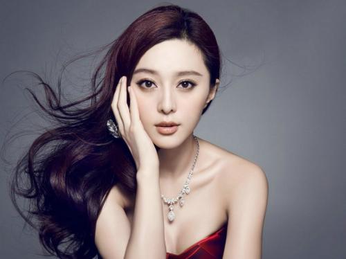 夏日轻盈柔顺的秀发体验,就在澳洲绿色溪谷