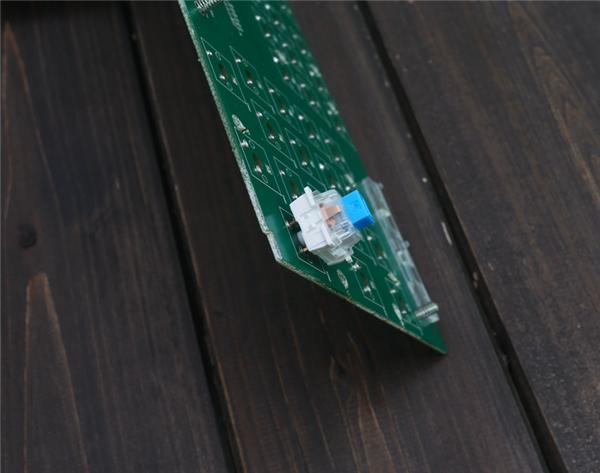 e元素键盘z686怎么样,e元素z727键盘评测