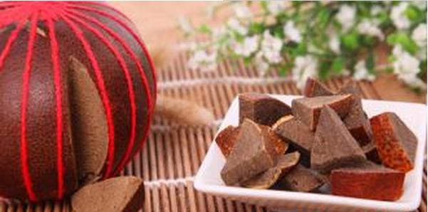 来大姨妈头痛乳房胀痛,没来大姨妈但是小腹疼胸疼